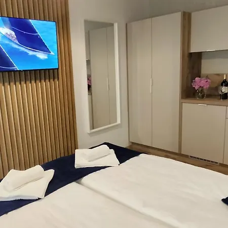 Cicha Przystan - Przy Latarni Колобжег